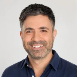 Enzo, Data Architekt bei SEOX